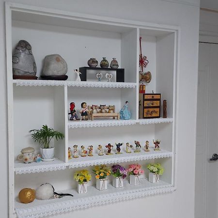J&J Guesthouse จอนจู ภายนอก รูปภาพ