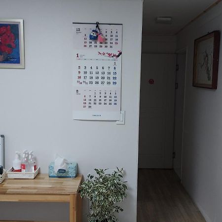 J&J Guesthouse จอนจู ภายนอก รูปภาพ